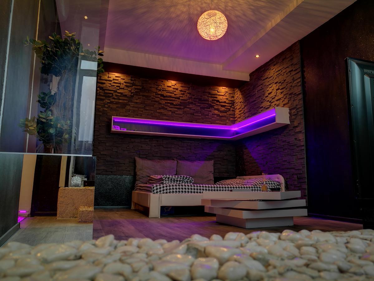 Excentric Studio 1 Braşov Extérieur photo